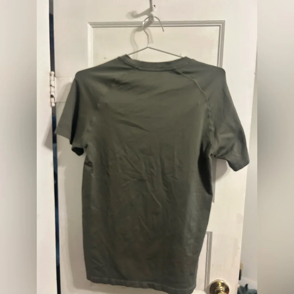 YoungLA Green Performance Compression Tee - Picture 3 of 5